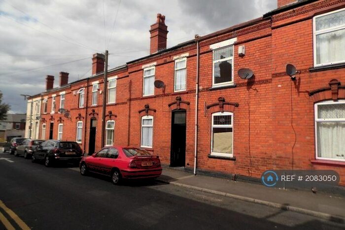 3 Bedroom Terraced House To Rent In Bernard Street, West Bromwich, B71