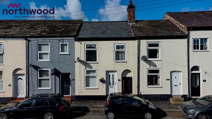 3 Bedroom Terraced House To Rent In High Street, Macclesfield, SK11