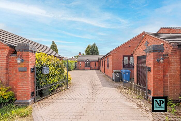 4 Bedroom Detached Bungalow For Sale In Amington Road, Tamworth, B77