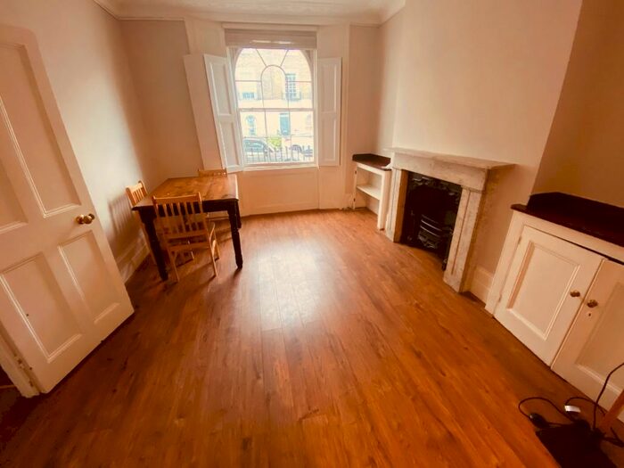 4 Bedroom Terraced House To Rent In Gerrard Road, London, N1