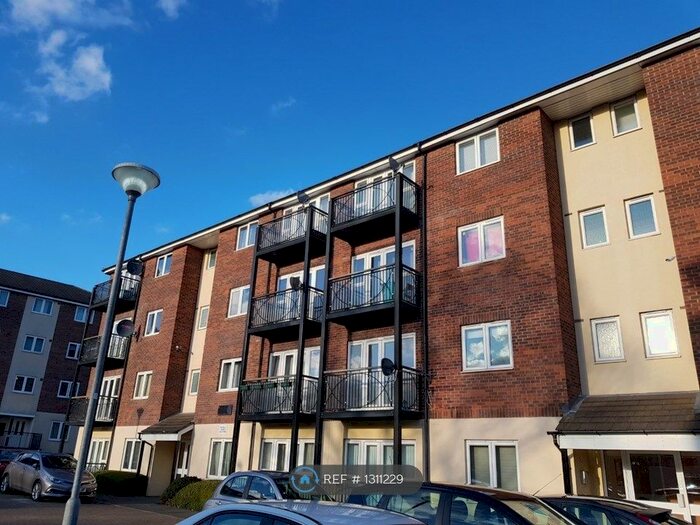 2 Bedroom Flat To Rent In Barnet, London N20