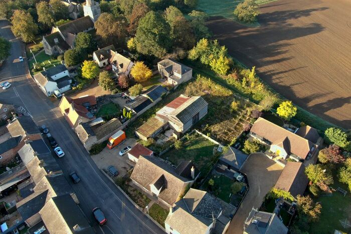 3 Bedroom Bungalow For Sale In High Street, Stretham, Ely, CB6