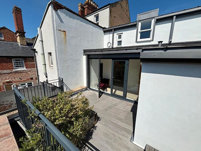 2 Bedroom Flat To Rent In A St. Clements Street, Oxford, OX4