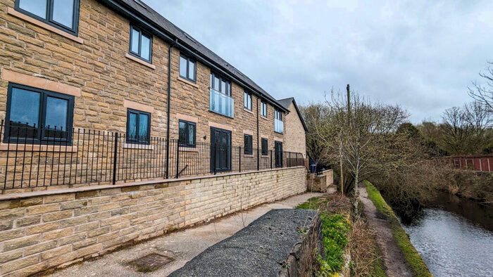 1 Bedroom Flat To Rent In Canal View, Mossley, Mossley, OL5