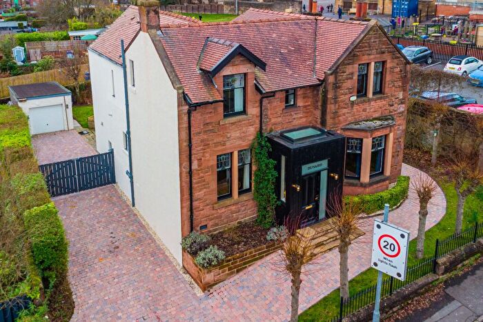 4 Bedroom Detached House For Sale In Queen Victoria Street, Airdrie, North Lanarkshire, ML6