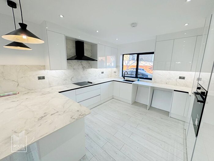 3 Bedroom Terraced House To Rent In Mount Pleasant Road, Waltham Forest, E17