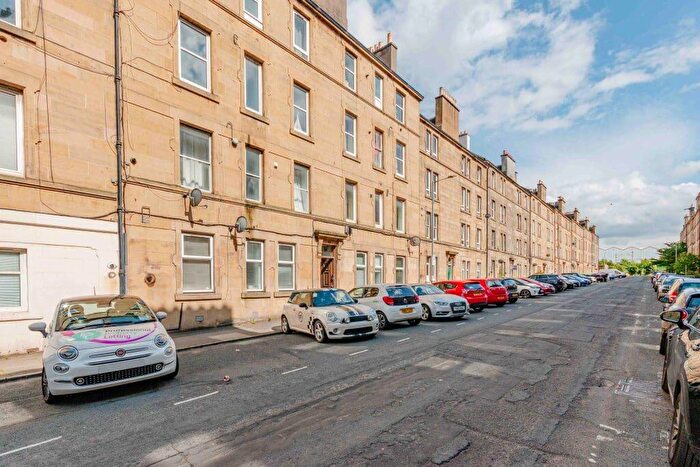 1 Bedroom Flat To Rent In L Wardlaw Street, Edinburgh, EH11