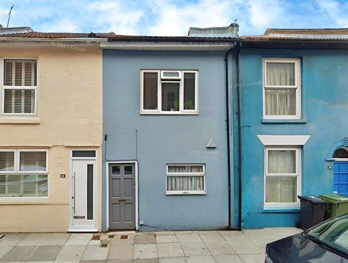 1 Bedroom Apartment To Rent In Exmouth Road, Southsea, PO5