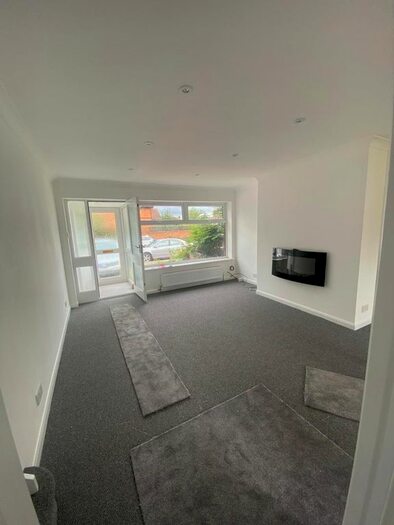 3 Bedroom Terraced House To Rent In Church Lane, Waltham Cross, EN8