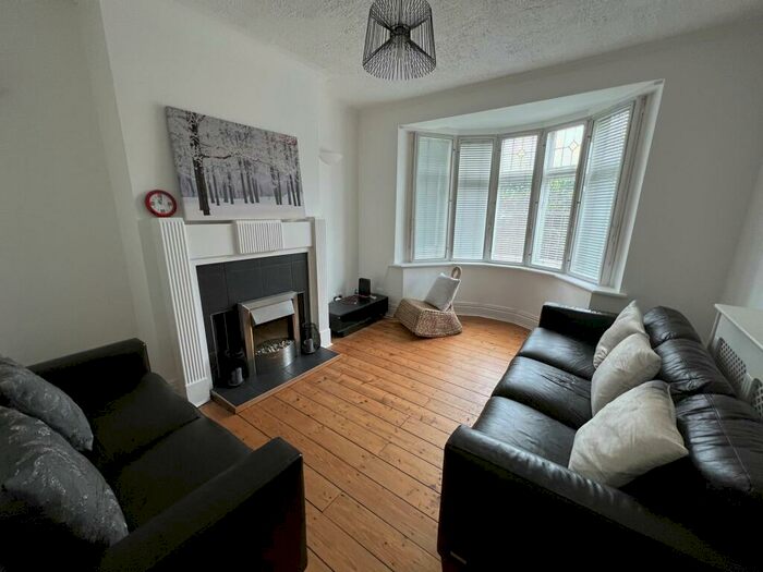 2 Bedroom Ground Flat To Rent In Stamfordham Road, Fenham, Newcastle Upon Tyne, Tyne And Wear, NE5