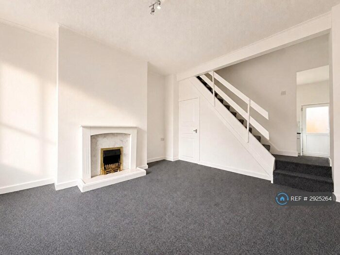 2 Bedroom End Of Terrace House To Rent In Norman Street, Middleton, M24