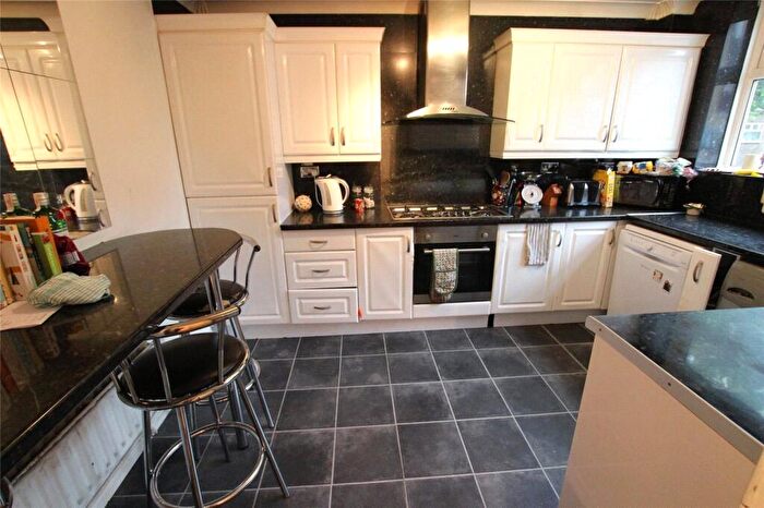 1 Bedroom Property To Rent In Pigott Street, London, E14