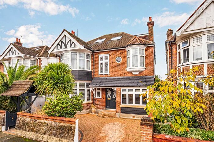 5 Bedroom Detached House For Sale In Kingsbridge Avenue, W3