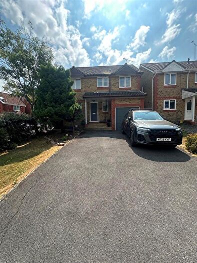 4 Bedroom Detached House To Rent In Hemingway Gardens, Whiteley, Fareham, PO15