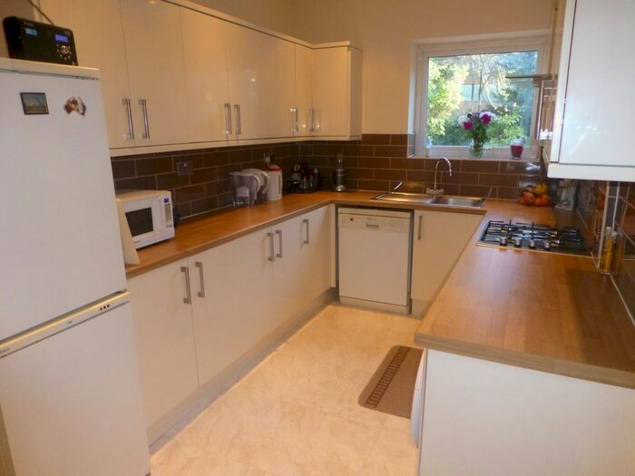 3 Bedroom Semi-Detached House To Rent In Ruislip Road East, London, W7