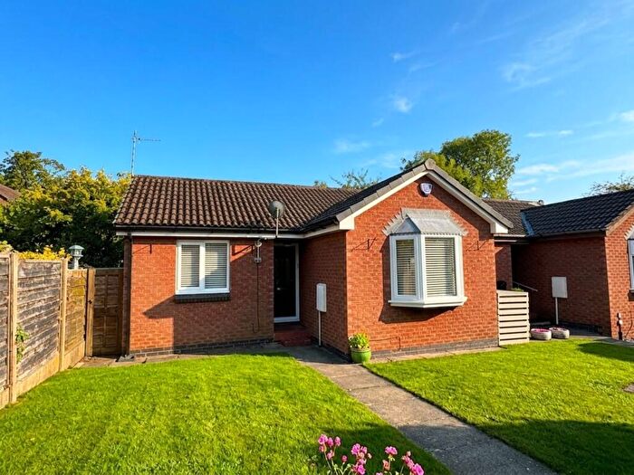 2 Bedroom Semi-Detached Bungalow For Sale In Orford Close, High Lane, SK6
