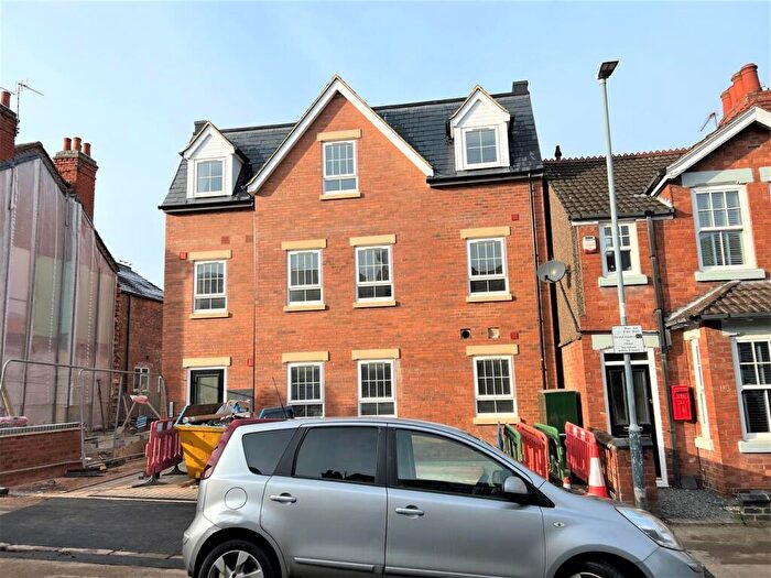 2 Bedroom Apartment To Rent In Claremont Road, Rugby, CV21