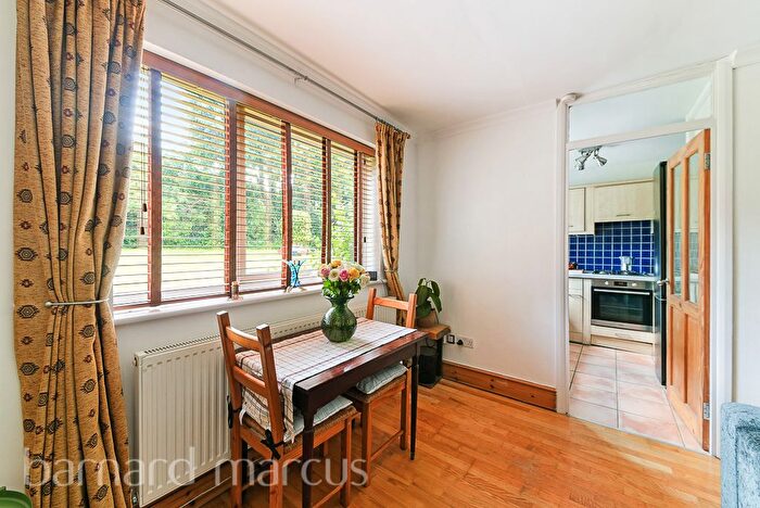 1 Bedroom Flat To Rent In Coppetts Road, London, N10