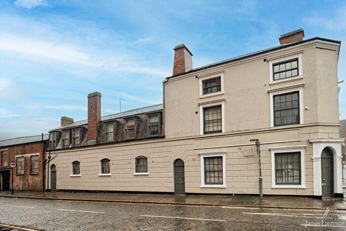 2 Bedroom Flat To Rent In Silver Forge, Lower Loveday Street, Birmingham City Centre, B4