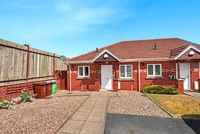 2 Bedroom Semi-Detached Bungalow For Sale In Kirtling Close, Bestwood, Nottingham, NG5