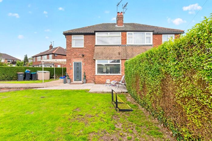3 Bedroom Semi-Detached House For Sale In Wedderburn Avenue, Harrogate, North Yorkshire, HG2