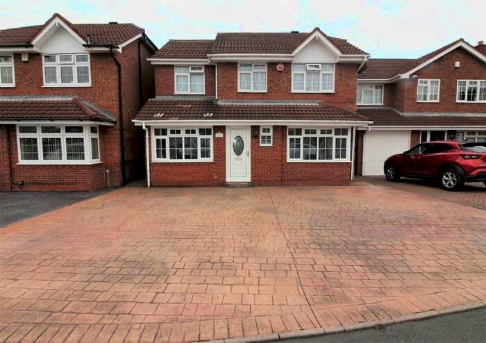 4 Bedroom Detached House To Rent In Nevis Grove, Willenhall, WV12