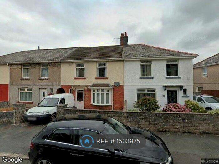 3 Bedroom Terraced House To Rent In Wellfield Avenue, Neath, SA11