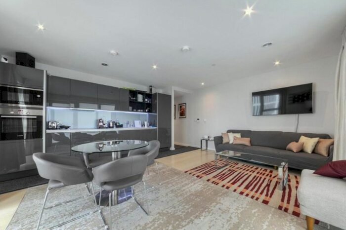 2 Bedroom Flat To Rent In Lantana Heights, Stratford, E20