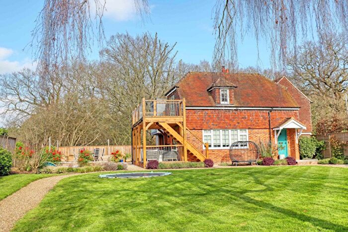 5 Bedroom Detached House For Sale In Winter Hill Road, Cookham, SL6