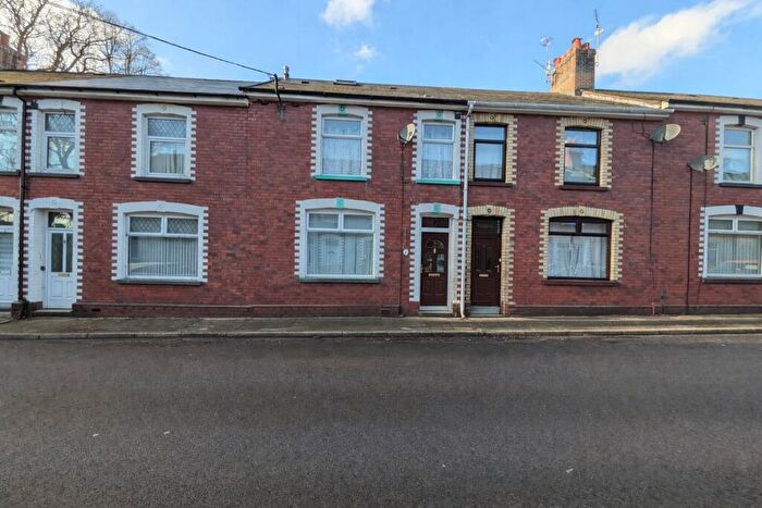 4 Bedroom Terraced House For Sale In Grove Place, Griffithstown, Pontypool, NP4