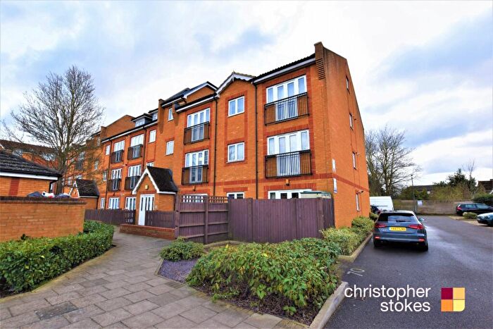 2 Bedroom Apartment To Rent In Foundry Gate, Waltham Cross, Hertfordshire, EN8