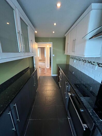 2 Bedroom Flat For Sale In Flat, Danvers Road, Leicester, Leicestershire, LE3
