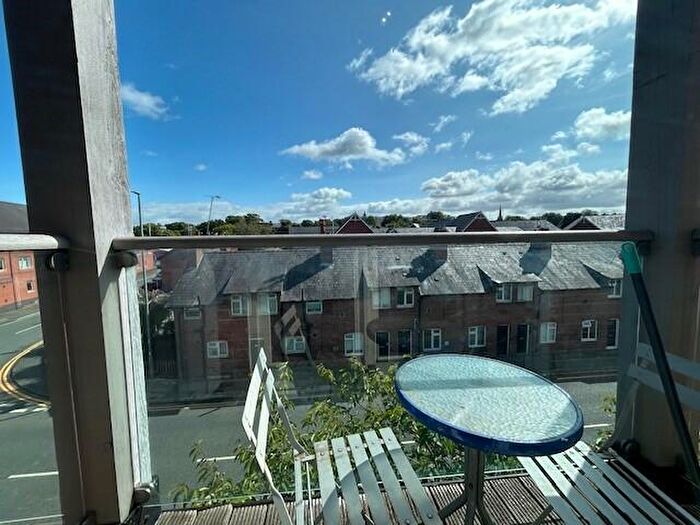 2 Bedroom Apartment To Rent In The Wharf, New Crane Street, CH1