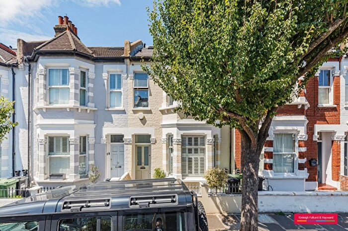 2 Bedroom Flat To Rent In Edgarley Terrace, London, SW6