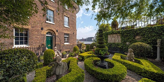 4 Bedroom Detached House For Sale In St Katharine By The Tower, London, E1W