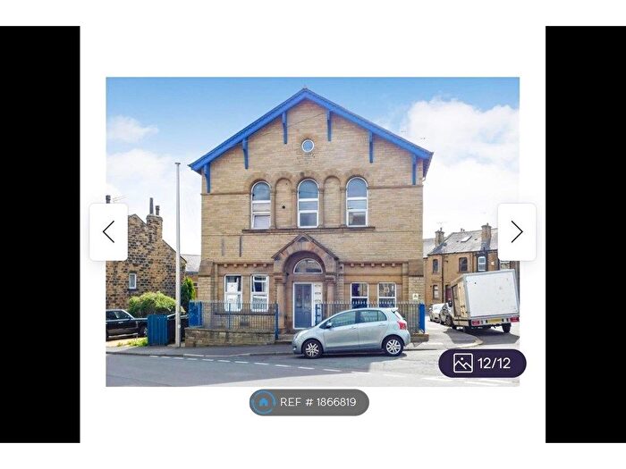 2 Bedroom Maisonette To Rent In Old School House, Leeds, LS27