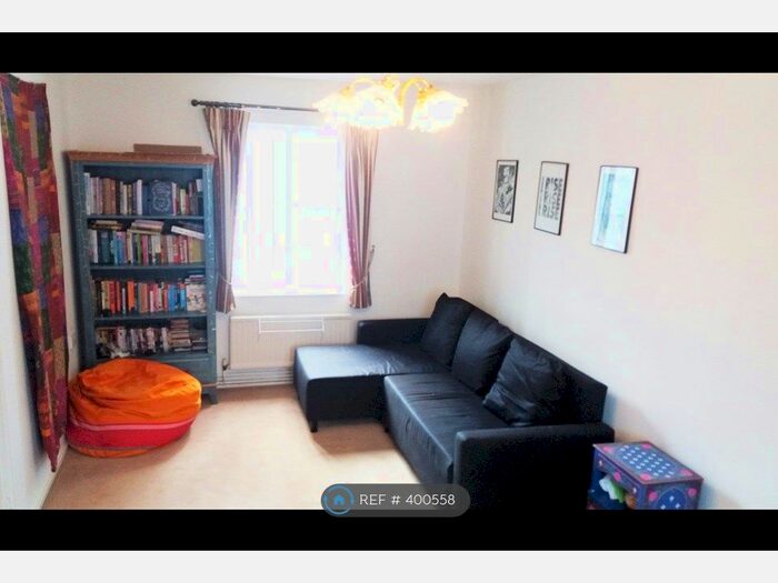 1 Bedroom Flat To Rent In Webster Road, London, SE16