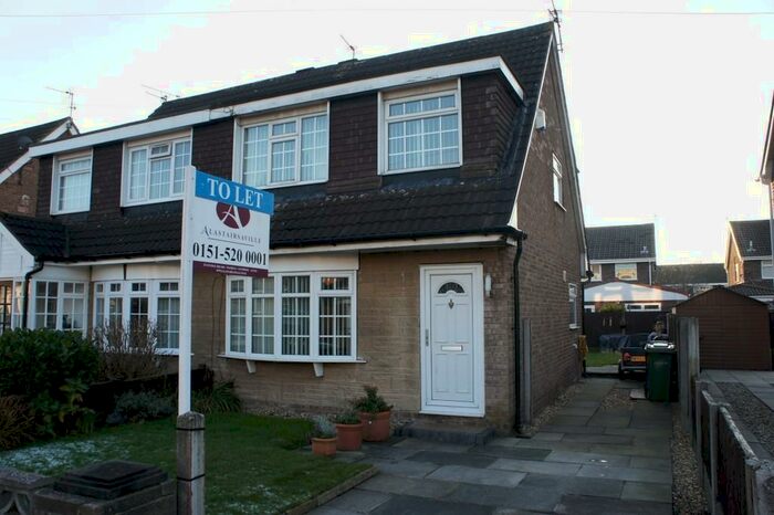 3 Bedroom Semi-Detached House To Rent In Cadwell Road, Lydiate, L31