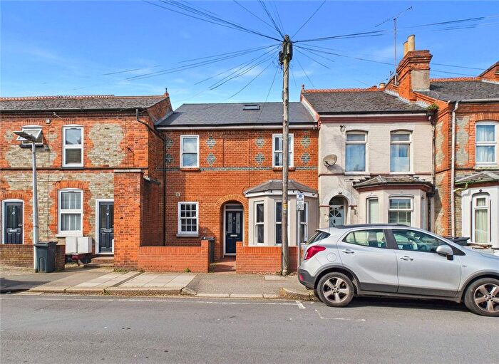 4 Bedroom Detached House To Rent In Salisbury Road, Reading, Berkshire, RG30