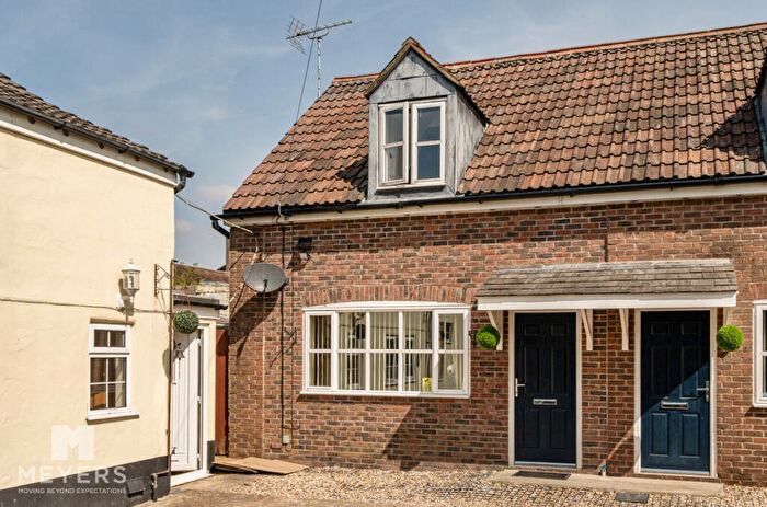 2 Bedroom Semi-Detached House For Sale In Colliton Mews, Dorchester, DT1
