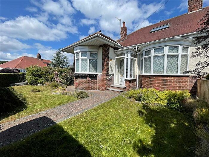 3 Bedroom Bungalow For Sale In Sunniside Drive, South Shields, NE34