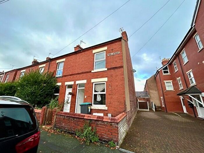2 Bedroom House To Rent In Peel Street, Wrexham, LL13