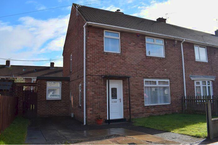 3 Bedroom Semi-Detached House To Rent In Fairhill Close, Benton, Newcastle Upon Tyne, NE7