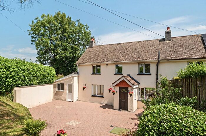 4 Bedroom Semi-Detached House For Sale In Dean Prior, Buckfastleigh, Devon, TQ11
