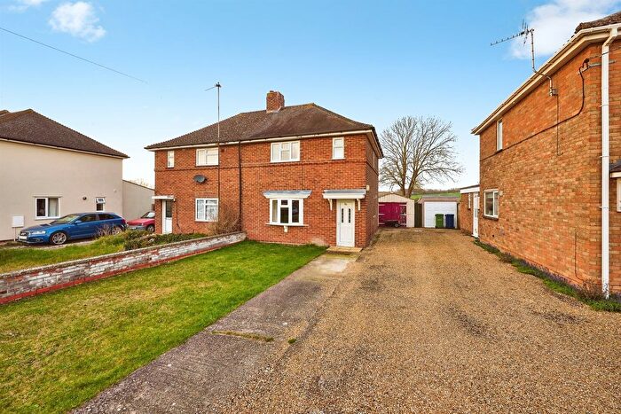 3 Bedroom Semi Detached House For Sale In Glebe Road, Barrington, Cambridge, CB22