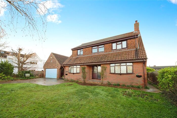 4 Bedroom Detached House For Sale In Marine Walk, Hayling Island, Hampshire, PO11