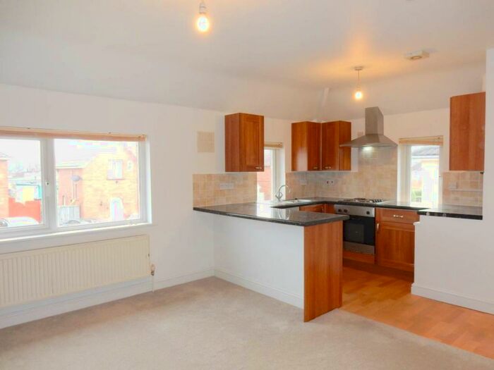 2 Bedroom Flat To Rent In Chepstow Road, Knowle, Bristol, BS4