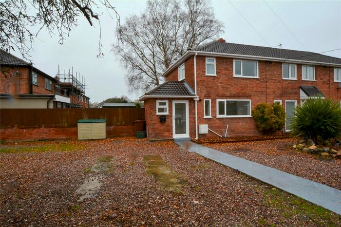 3 Bedroom Semi-Detached House To Rent In Brookside Road, Mile Oak, Tamworth B78