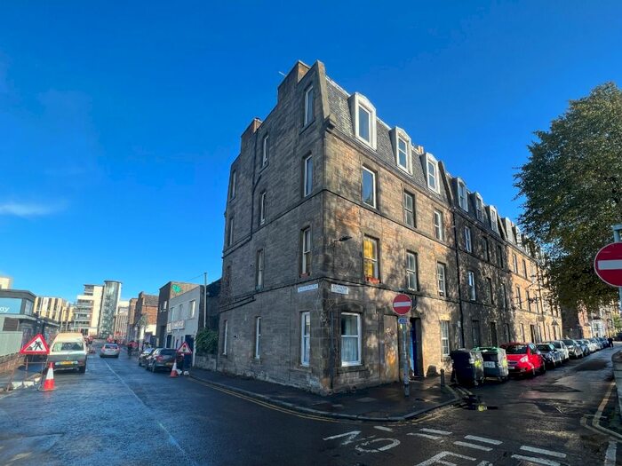 1 Bedroom Flat To Rent In Leamington Road, Fountainbridge, Edinburgh, EH3