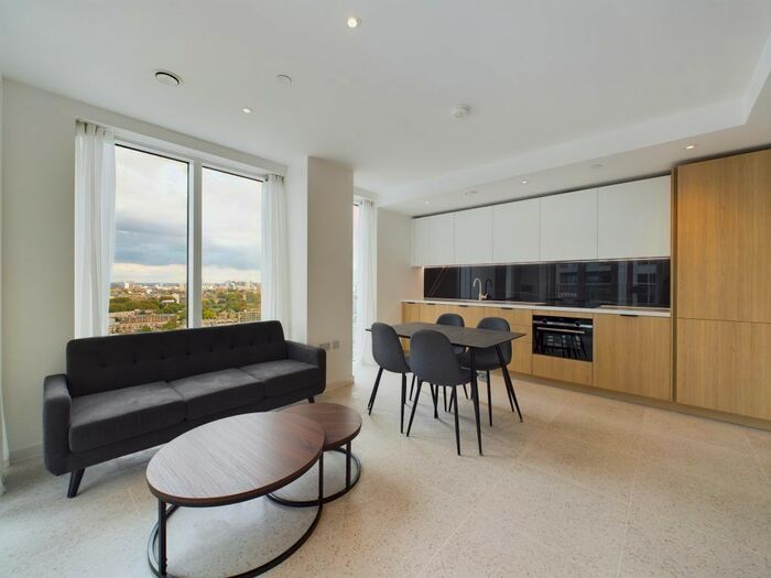 1 Bedroom Flat To Rent In Cendal Cresent, Stepney Green, E1